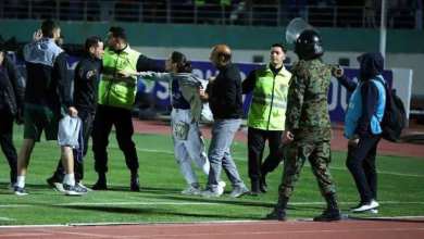 عاقبت هنجارشکنی زن بی حجاب در ورزشگاه اراک | دیلی فوتبال