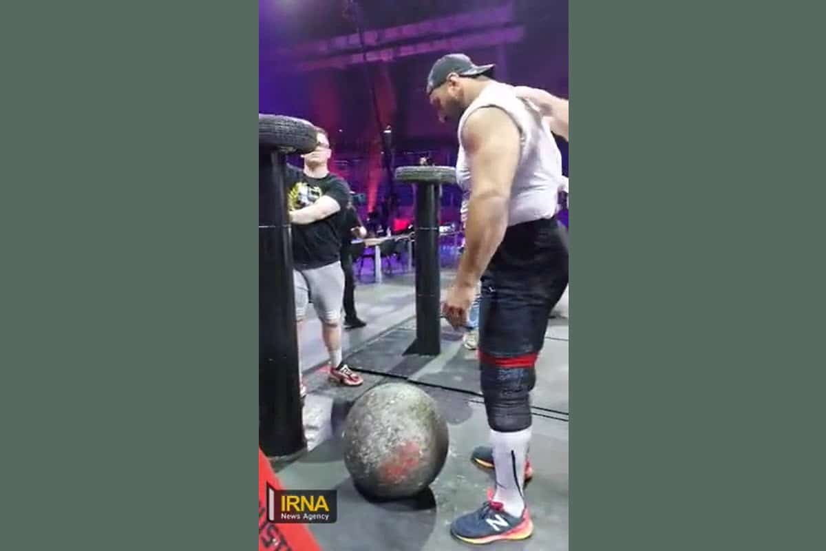 فیلم| رکوردشکنی ورزشکار ایرانی در روسیه با مدد از حضرت زهرا (س) فیلم| رکوردشکنی ورزشکار ایرانی در روسیه با مدد از حضرت زهرا (س) | دیلی فوتبال
