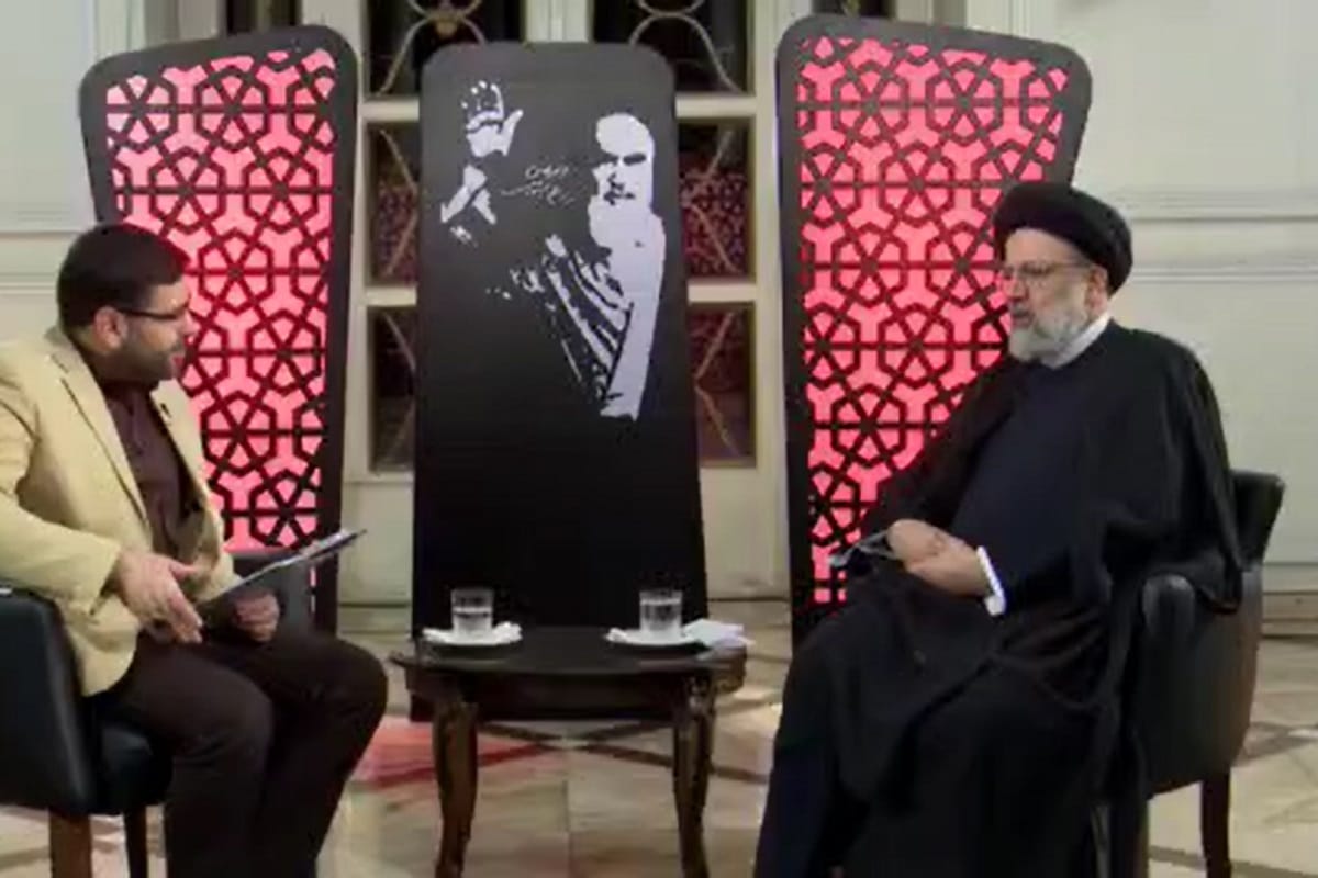 فیلم| گفتگوی منتشر نشده از شهید رئیسی درباره دوران دانشجویی فیلم| گفتگوی منتشر نشده از شهید رئیسی درباره دوران دانشجویی | دیلی فوتبال