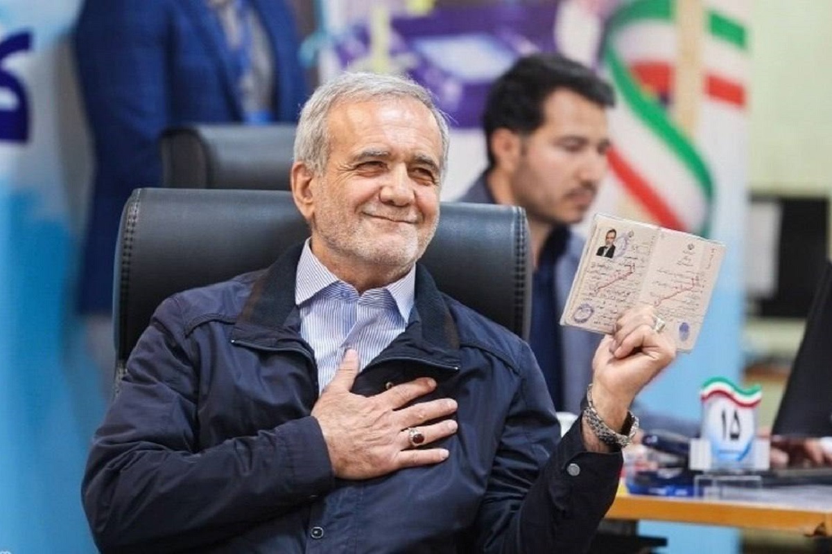 عکس| صفحه توضیحات شناسنامه مسعود پزشکیان و فامیلی قبلی آقای رئیس جمهور | دیلی فوتبال