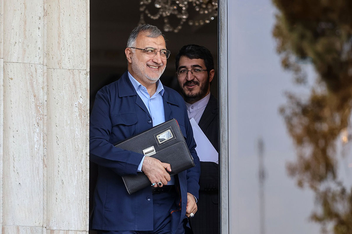 فیلم| واکنش تند زاکانی به کمپین برکناری اش از شهرداری تهران فیلم| واکنش تند زاکانی به کمپین برکناری اش از شهرداری تهران | دیلی فوتبال