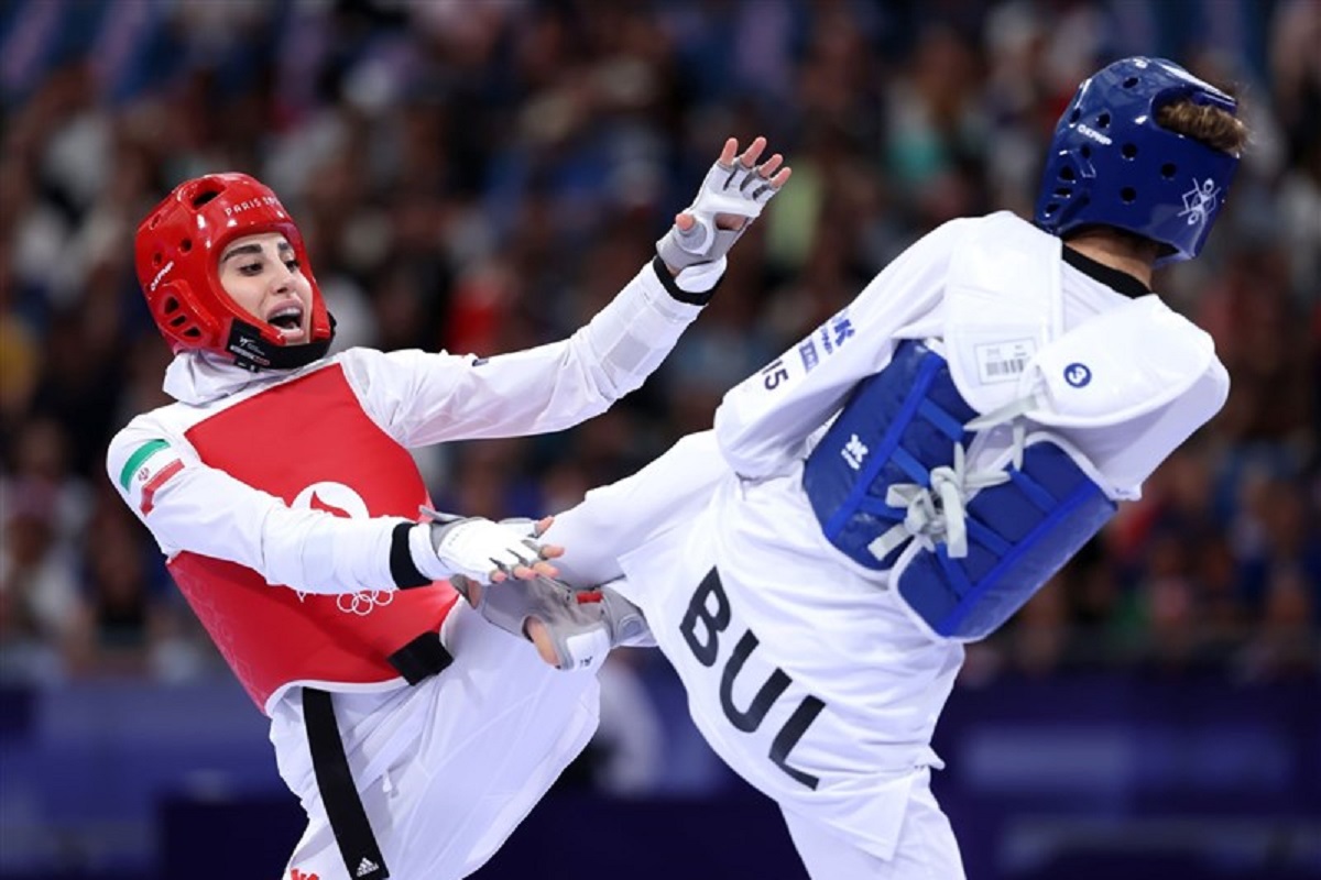 عکس| روزنامه اصلاح طلب وکیل مدافع وطن فروشان شد! | دیلی فوتبال