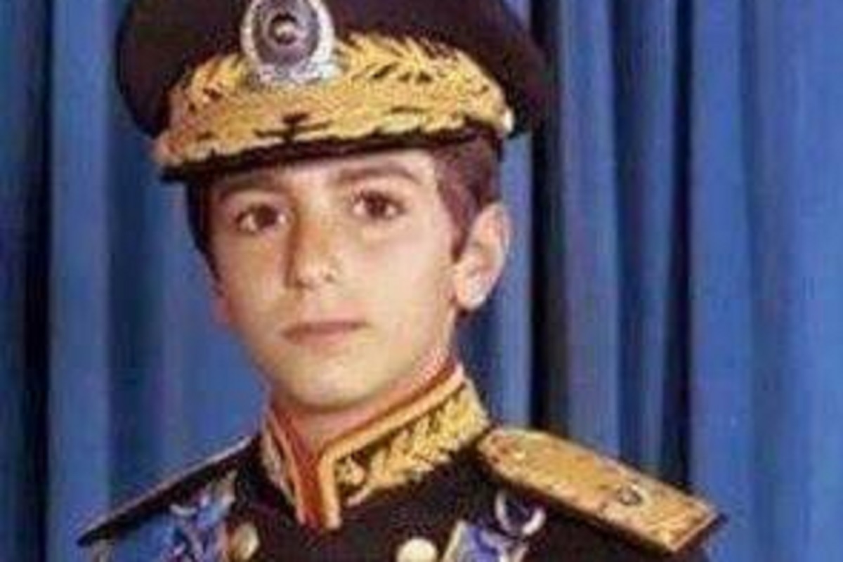 عکس| رضا پهلوی آقازاده بود وقتی آقازادگی مُد نبود! عکس| رضا پهلوی آقازاده بود وقتی آقازادگی مُد نبود! | دیلی فوتبال