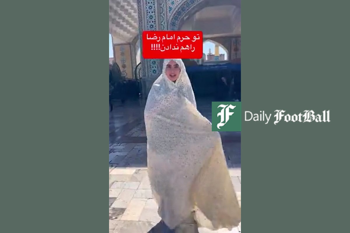 فیلم| ممانعت از ورود هنجارشکنان به حرم امام رضا (ع) فیلم| ممانعت از ورود هنجارشکنان به حرم امام رضا (ع) | دیلی فوتبال