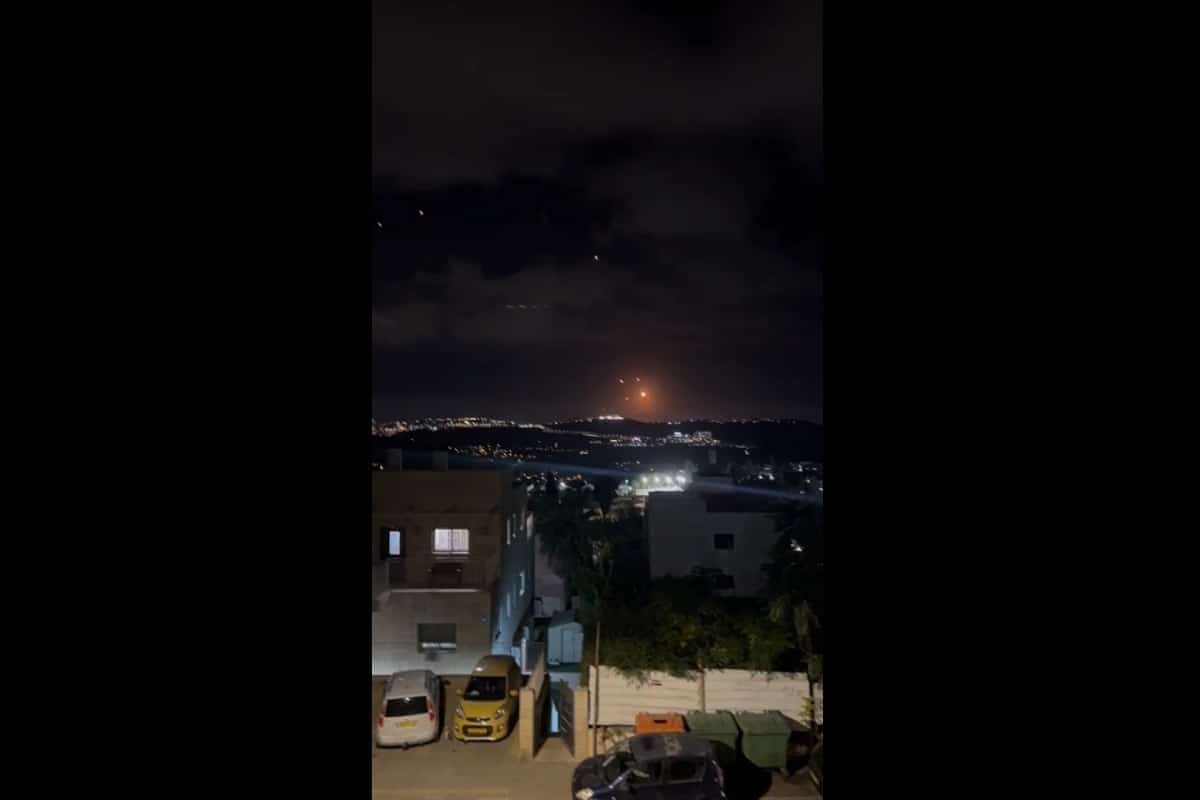 فیلم| لحظه اصابت موشک های ایران به اسرائیل | دیلی فوتبال