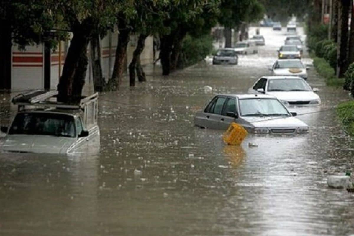 وضعیت نارنجی هواشناسی در ۱۹ استان ایران؛ بارش‌های سنگین و خطر سیلاب | دیلی فوتبال