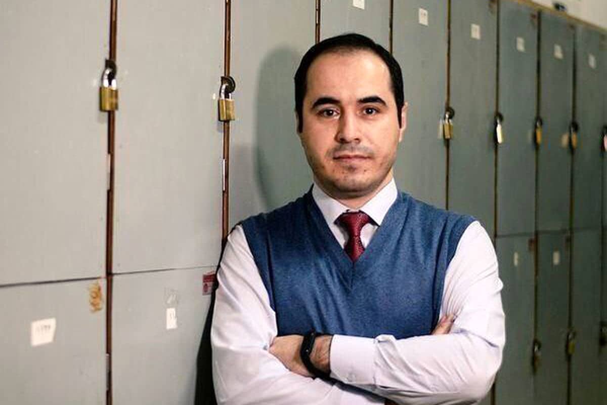 عکس| نمایش جدید حسین رونقی با دوختن لب هایش عکس| نمایش جدید حسین رونقی با دوختن لب هایش | دیلی فوتبال