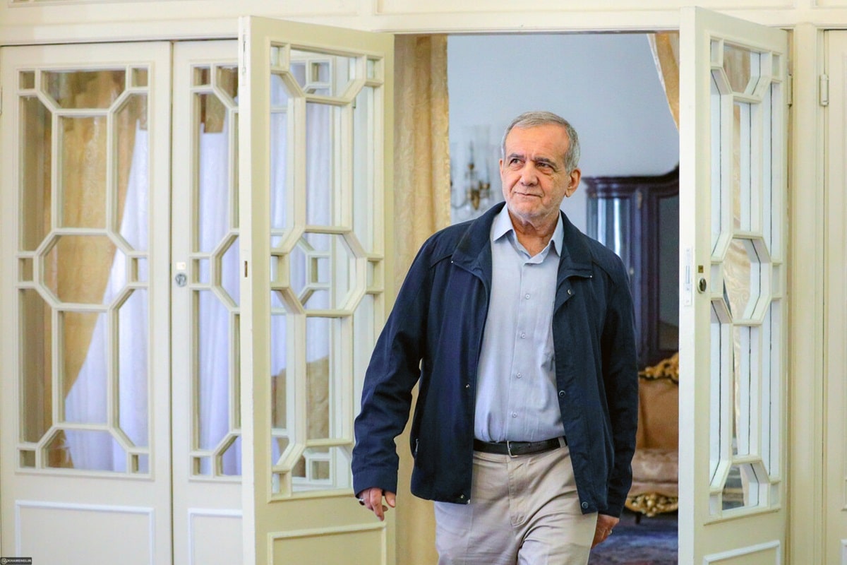 عکس| توهین مبتکر کلینیک بی حجابی به پزشکیان | دیلی فوتبال