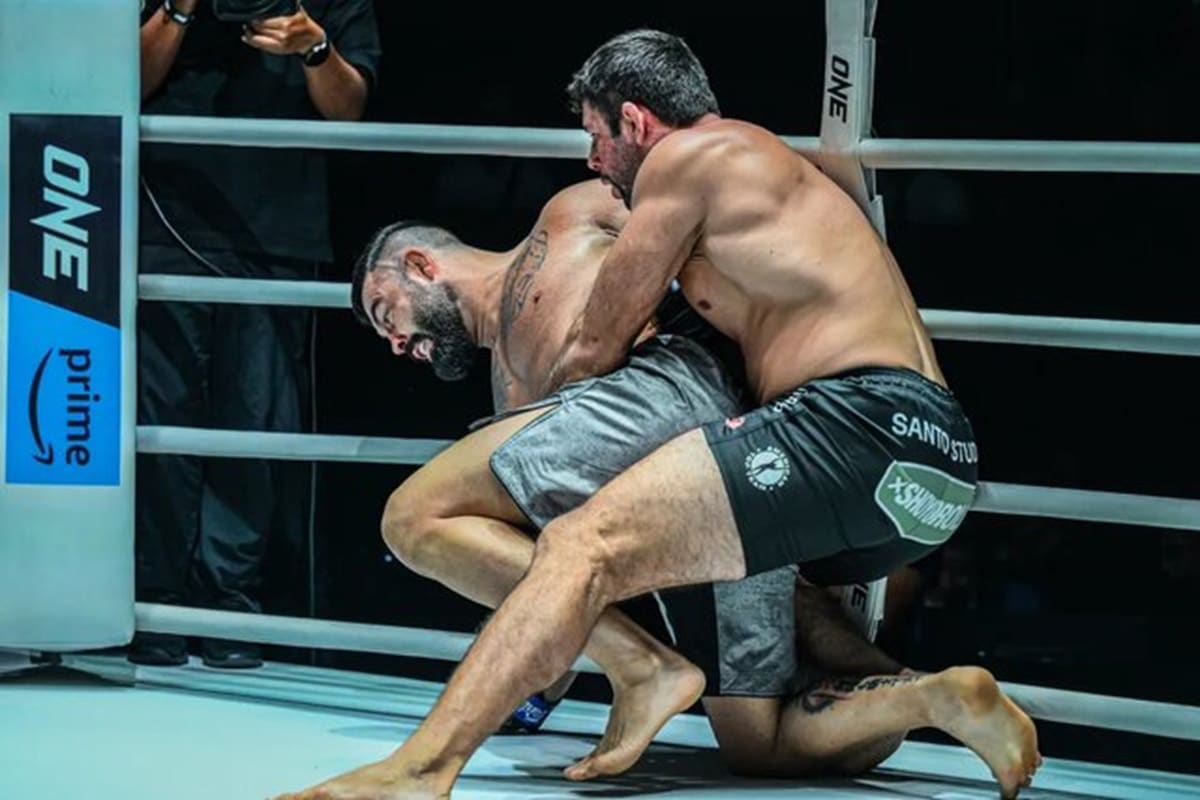 فیلم| مبارزه کامل امیر علی اکبری با مارکوس آلمیدا حریف برزیلی امروز 19 آبان 1403 فیلم| مبارزه کامل امیر علی اکبری با مارکوس آلمیدا حریف برزیلی امروز 19 آبان 1403 | دیلی فوتبال