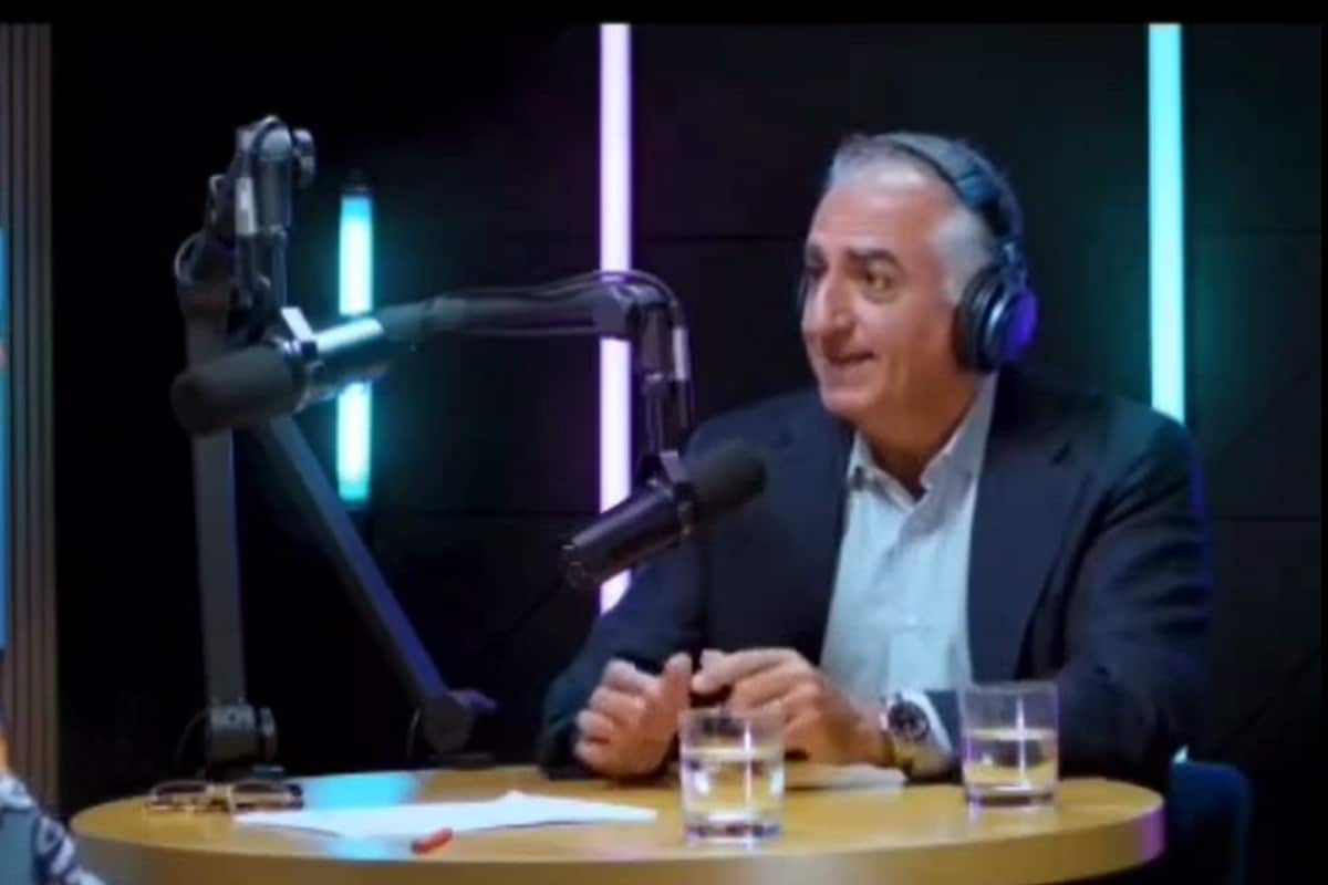 فیلم| اعتراف رضا پهلوی در مصاحبه با شاهین نجفی فیلم| اعتراف رضا پهلوی در مصاحبه با شاهین نجفی | دیلی فوتبال