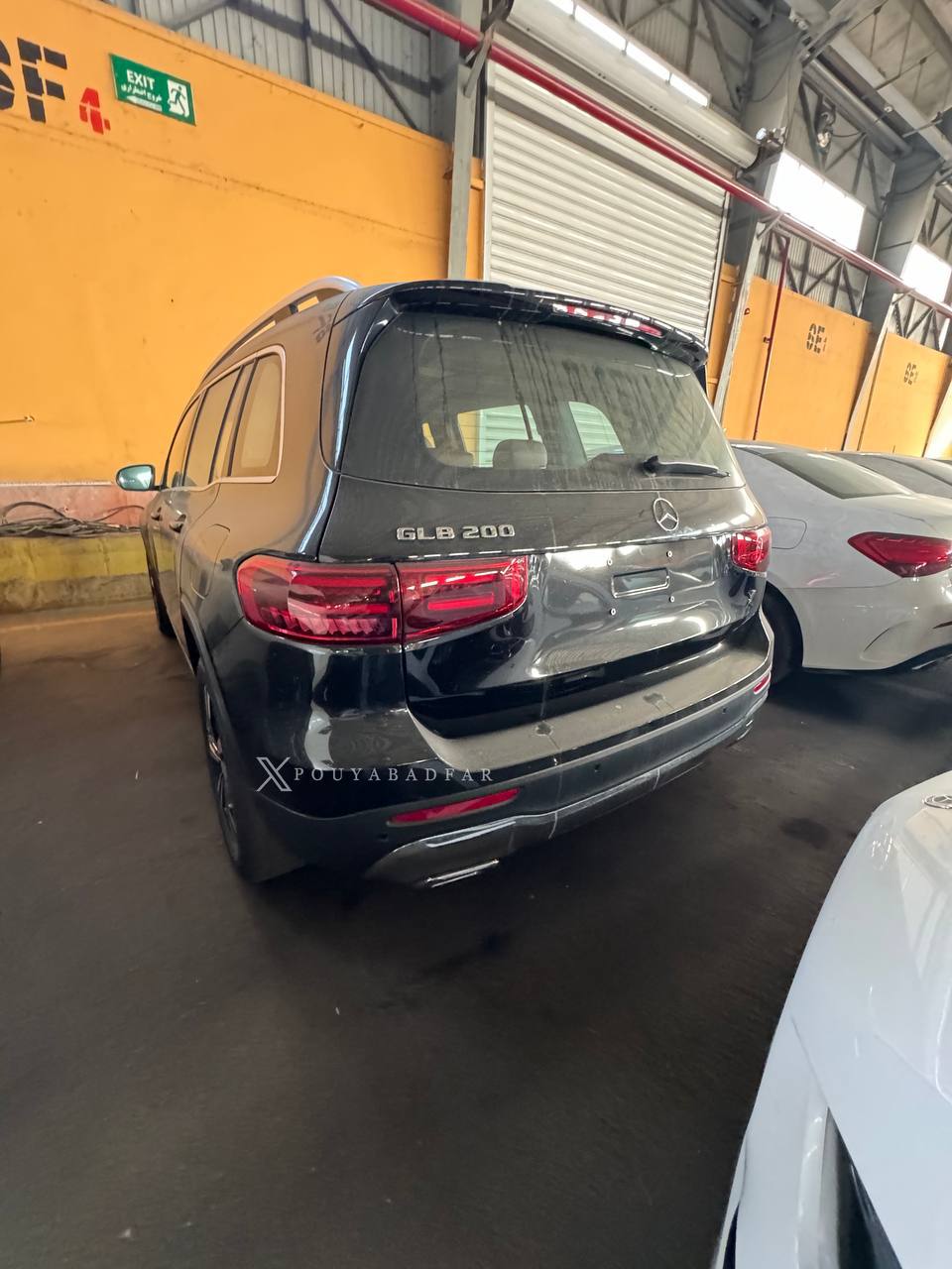 عکس| بنزهای جانبازان به گمرک رسید عکس| بنزهای جانبازان به گمرک رسید | دیلی فوتبال