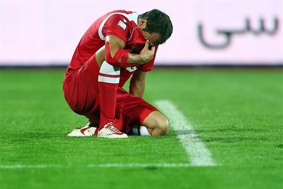 عکس| واکنش بازیگر مشهور به دومین باخت پیاپی پرسپولیس | دیلی فوتبال