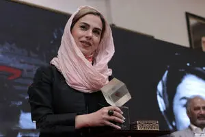 واکنش تینا پاکروان به توقیف سریال تاسیان | دیلی فوتبال