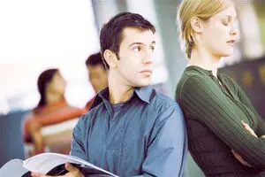 علت چشم چرانی آقایان چیست؟ | دیلی فوتبال