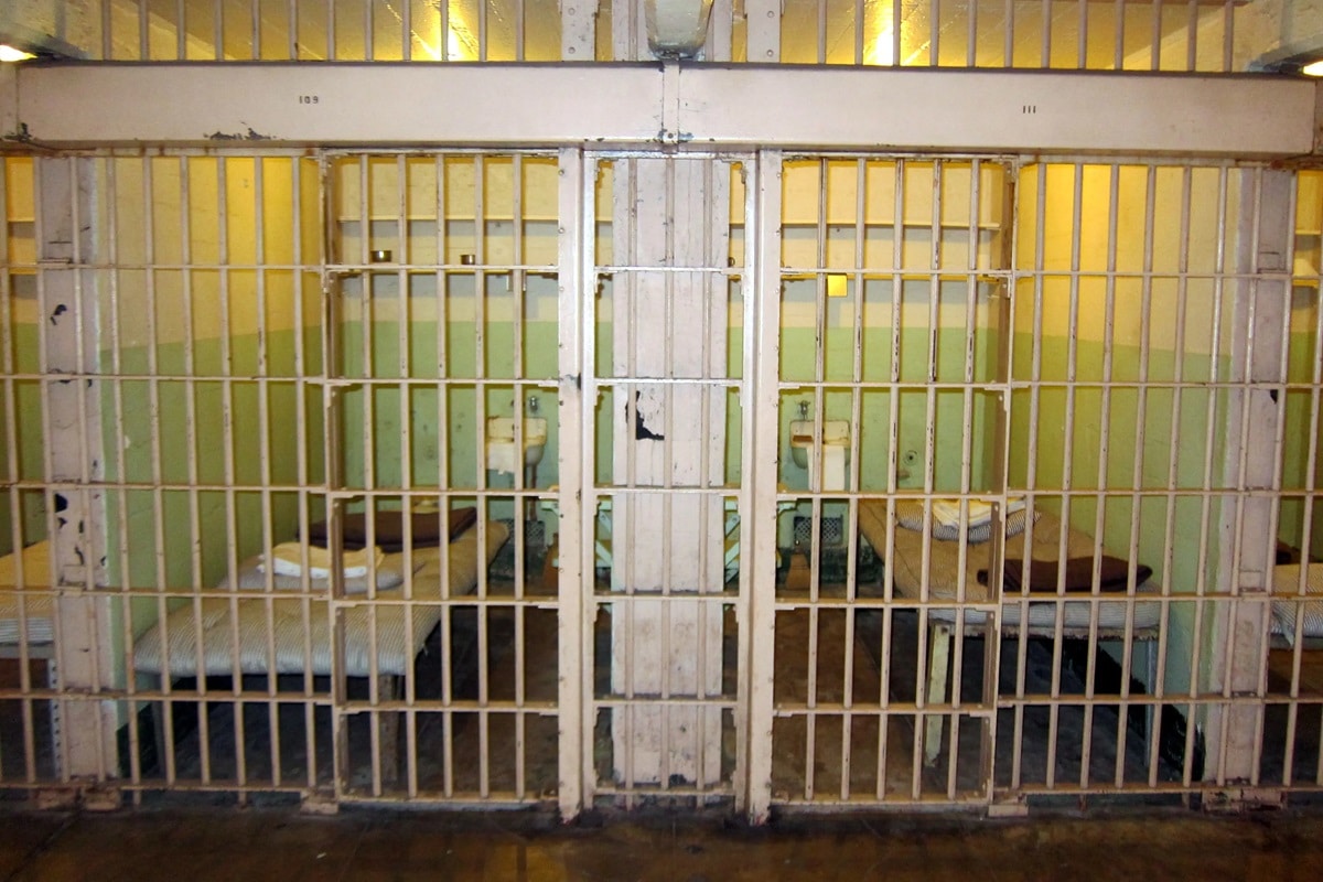 فیلم| ابتکار هالیوودی زندانی ها برای فرار از زندان | دیلی فوتبال