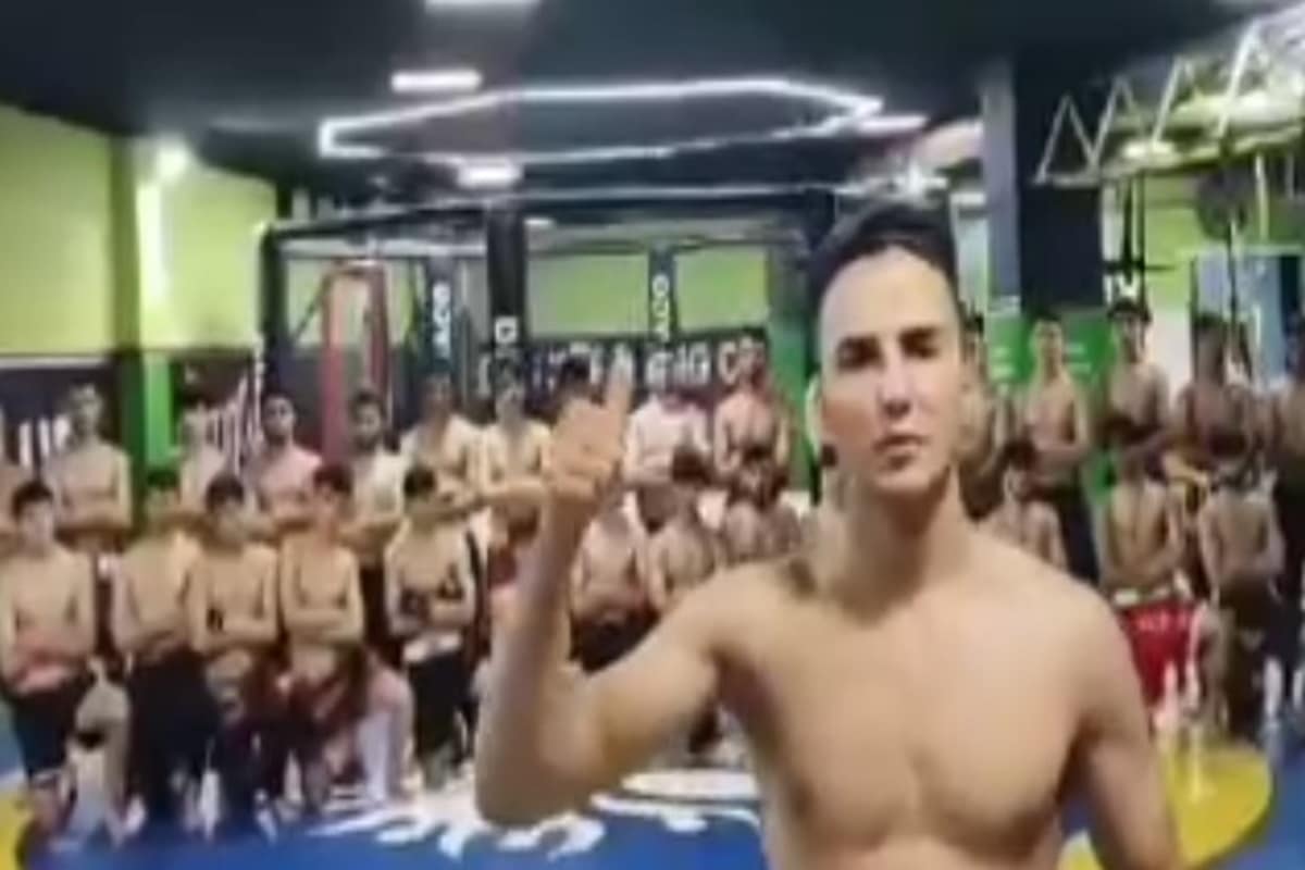 فیلم| افتتاح باشگاه جنگجویان افغانستان در نیاوران | دیلی فوتبال