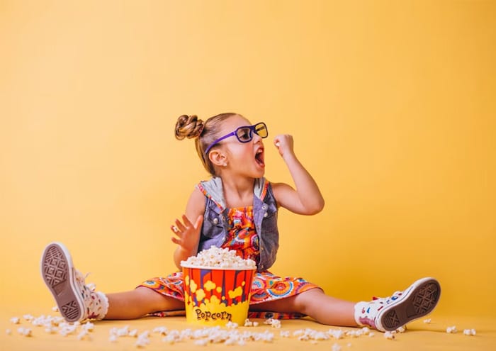 آیا تغذیه دختربچهها در قاعدگی زودهنگام نقش دارد؟ هله هوله خوردن