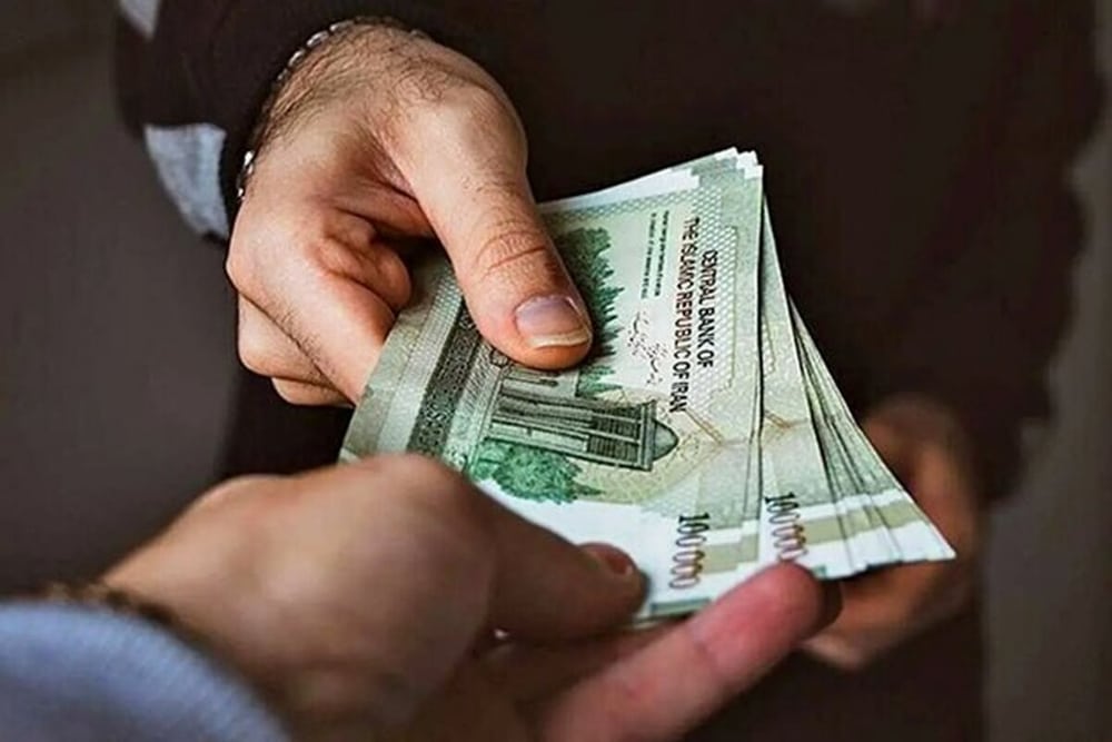 افزایش حقوق کارکنان باسابقه؛ مزایای ویژه برای خدمت‌گذاران 30 ساله | دیلی فوتبال