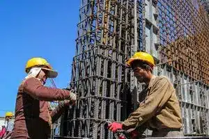 بیمه کارگران ساختمانی؛ شایسته‌ترین هدیه روز کارگر | دیلی فوتبال