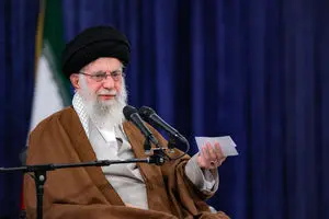 تسلیت رهبر انقلاب به خانواده های داغدیده حادثه انفجار بندر رجایی+ ویدئو | دیلی فوتبال