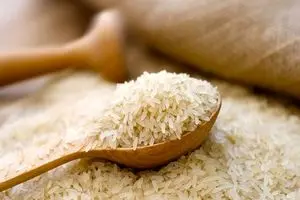 جزییات بیشتر از برنجهای ذخیره شده در بندر | دیلی فوتبال