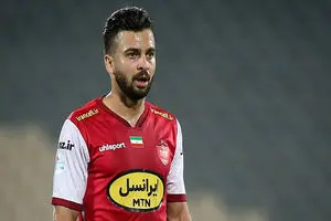 خشم هواداران پرسپولیس از حرکت غیرورزشی سروش رفیعی + ویدئو | دیلی فوتبال