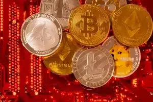 قیمت بیت کوین و ارزهای دیجیتال امروز شنبه ۱۳ اردیبهشت ۱۴۰۴ + جدول قیمت بیت کوین و ارزهای دیجیتال امروز شنبه ۱۳ اردیبهشت ۱۴۰۴ + جدول | دیلی فوتبال