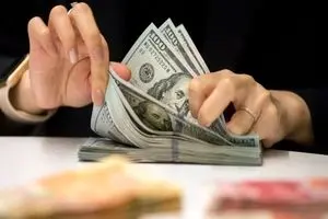 قیمت دلار صرافی ملی امروز دوشنبه 15 اردیبهشت 1404 | دیلی فوتبال