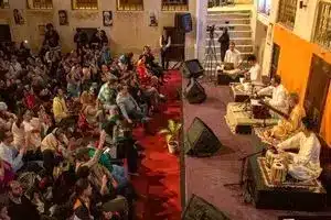 مدیر فرهنگ و ارشاد بوشهر به خاطر حمایت از فستیوال کوچه گلباران شد/ ویدیو | دیلی فوتبال