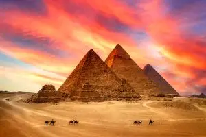 وزیر میراث از توسعه روابط گردشگری با مصر خبر داد | دیلی فوتبال