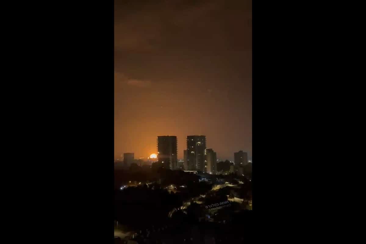 فیلم| لحظه برخورد موشک های ایران به تل آویو اسرائیل امروز یکشنبه 25 خرداد 1404 | دیلی فوتبال