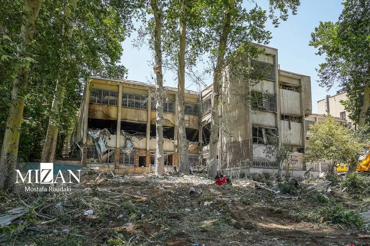 فرار رئیس زندان اوین هنگام حمله اسرائیل صحت دارد؟ | دیلی فوتبال